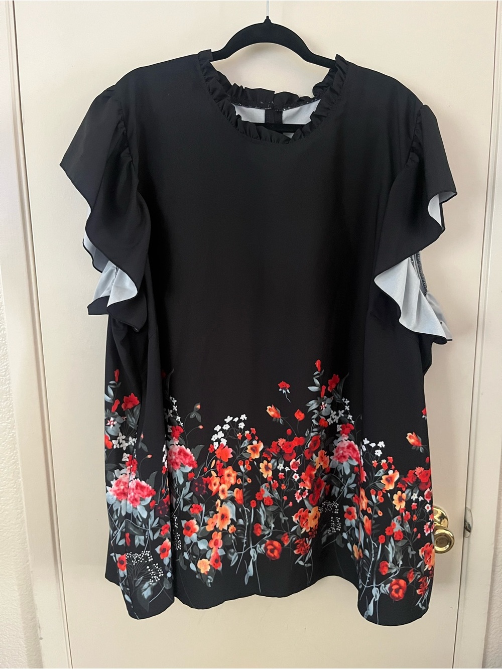 SHEIN Black Floral Ruffle Sleeve Top with Red Accents